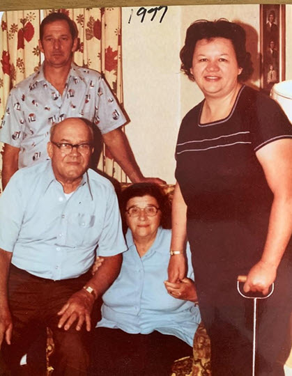 Frances and Leonard Gahl with Frank and Mary Hertzig