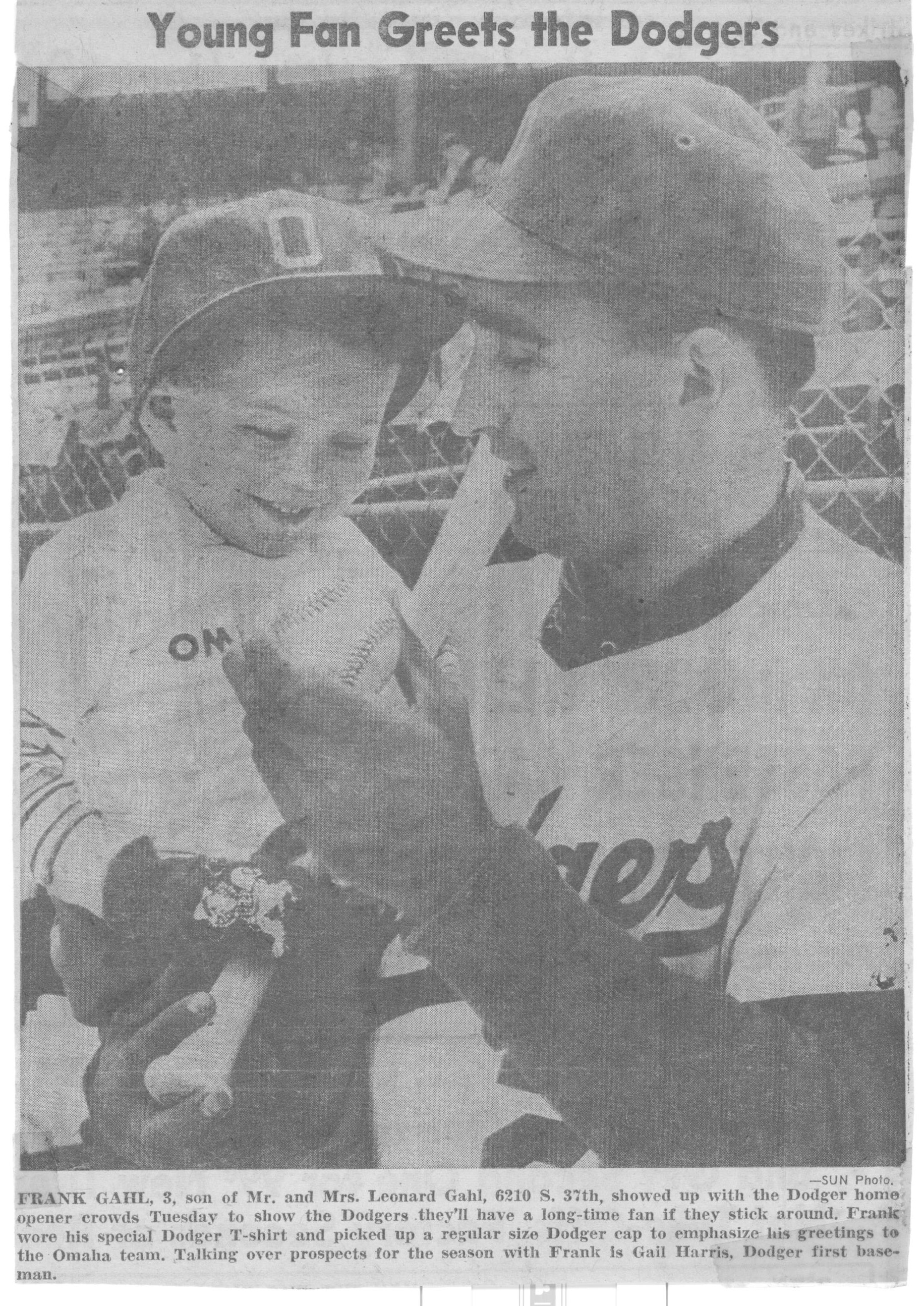 Newspaper image of young Frank Gahl with Omaha Dodgers player (1961)
